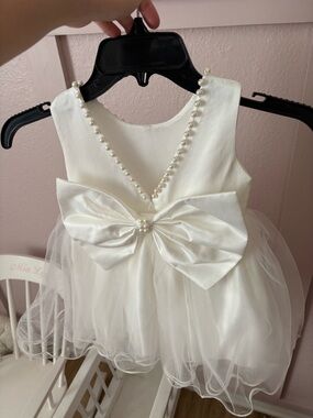 Ivory Pearl-Trim Bow flower girl Dress